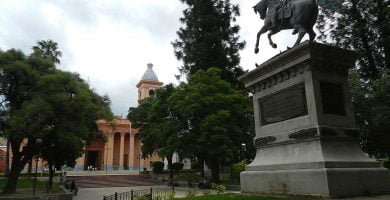 Plaza 25 de mayo San Fernando del Valle de Catamarca